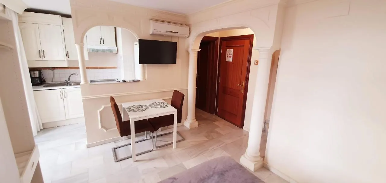 Fan Flat Carreteria Apartment Malaga Spain